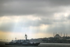 US warship the USS Truxtun sails in Bosporus Strait en route to the Black Sea, in Istanbul, Turkey, Friday, March 7, 2014. The Navy destroyer USS Truxtun is participating in exercises with Romania and Bulgaria and is expected to be in the Black Sea for several days amid a stand-off over Russia's military incursion into Ukraine. (AP Photo/Emrah Gurel)