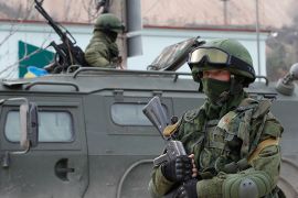قوات روسية قرب الحدود الأوكرانية (رويترز)