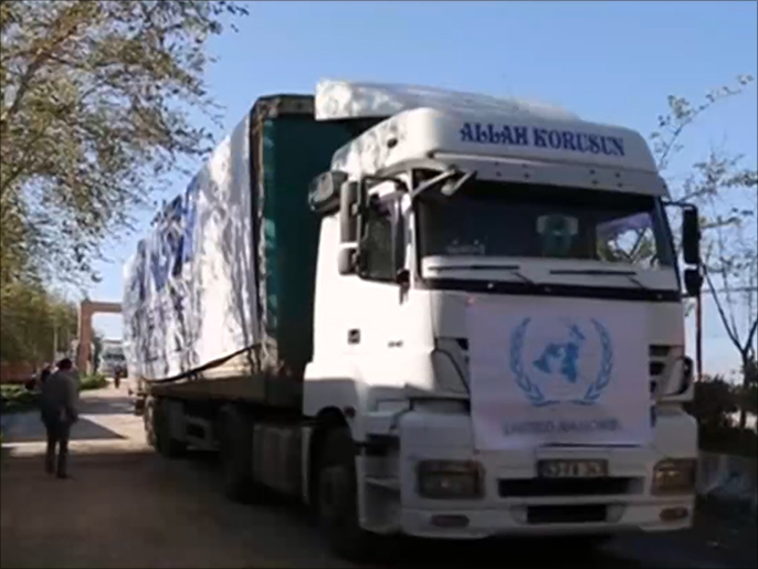 المساعدات الأممية لا تصل لمئات آلاف السوريين المحاصرين بسبب القتال (الجزيرة)