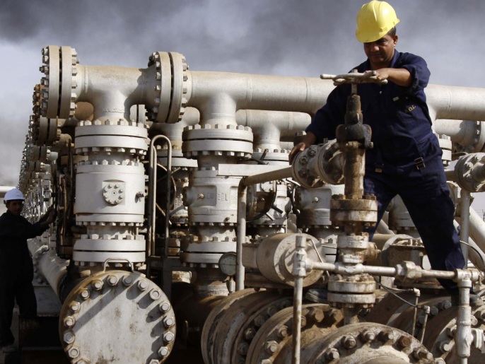 حقل الرميلة أحد أكبر حقول النفط العراقية (أسوشيتد برس)