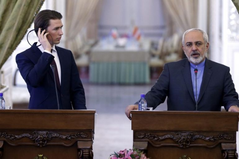 Iranian Foreign Minister Mohammad Javad Zarif (R) and his Austrian counterpart Sebastian Kurz (L) are seen during a joint press conference in Tehran, Iran, 27 April 2014. Zarif said that Iran's missile program would, even if demanded by the U.S., not be an issue in the nuclear negotiations.
