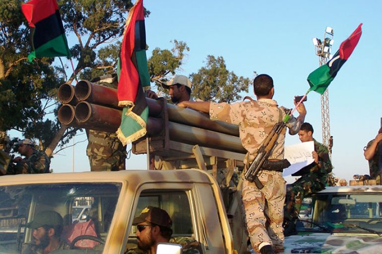 آراء تصف تحركات كتائب الثوار بأنها " إنقلاب " في ليبيا ( الجزيرة نت- أرشيف).