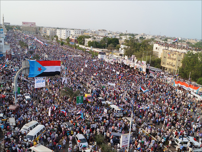 ‪‬ مظاهرة للحراك الجنوبي المطالب بالانفصال عن اليمن(الجزيرة-أرشيف)