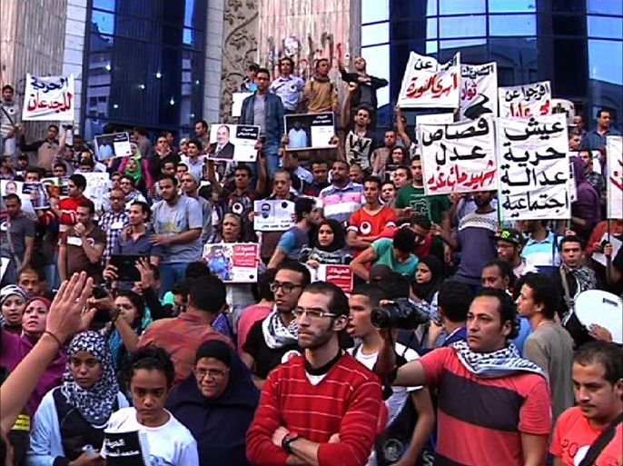 ثوار مصر يدشنون فعاليات أسبوع إسقاط قانون التظاهر