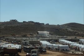 مخيمات النازحين في جرود عرسال اللبنانية