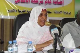 وزيرة التربية والتعليم السودانية سعاد عبد الرازق