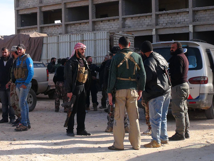  الجيش الحر سيطر على مواقع كانت تتحصن فيها قوات النظام بريف حلب (الجزيرة)
