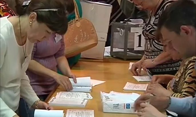 سكان شرق أوكرانيا يصوتون لصالح الانفصال