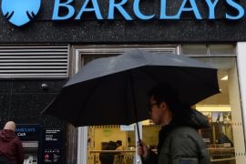 (FILES) File picture dated 11 February 2014 of a Barclays bank branch in London. Barclays announced 08 May 2014 it will cut up to 14,000 jobs this year, while its investment bank will shed 7,000 jobs by 2016. EPA/ANDY RAIN *** Local Caption *** 51224336