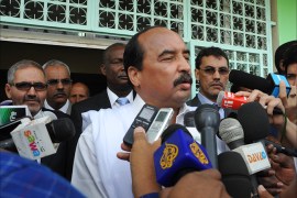 الرئيس المنتهية ولايته محمد ولد عبد العزيز - إقبال متفاوت بالانتخابات الرئاسية الموريتانية