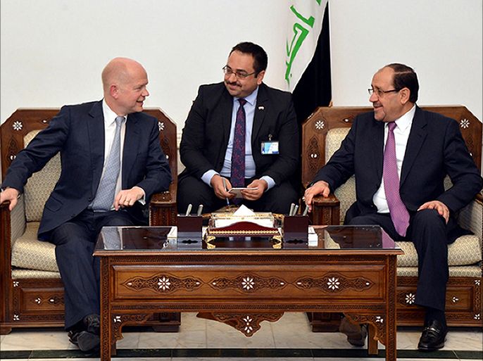 A handout picture released by the Iraqi Prime Minister's media office shows British Foreign Secretary William Hague (L) during his meeting with Iraqi Prime Minister Nuri al-Maliki at the latter's office in Baghdad on June 26, 2014. Hague made a surprise visit to Baghdad to urge leaders to unite in the face of a Sunni militant offensive that threatens Iraq's existence. AFP PHOTO / HO / IRAQI PRIME MINISTER'S MEDIA OFFICE ==RESTRICTED TO EDITORIAL USE - MANDATORY CREDIT "AFP PHOTO / HO / IRAQI PRIME MINISTER'S MEDIA OFFICE" - NO MARKETING - NO ADVERTISING CAMPAIGNS - DISTRIBUTED AS A SERVICE TO CLIENTS ==
