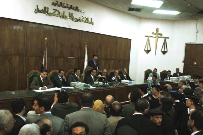 صور أرشيفية لهيئة محكمة مصرية
