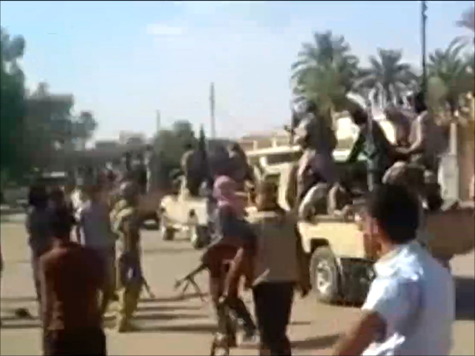 ‪مسلحون سيطروا أمس على ناحية العظيم شمال بغداد‬ (الجزيرة)