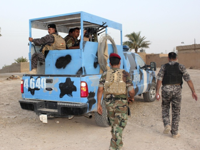 ‪السلطات العراقية شددت إجراءات الأمن قبيل الاحتفال بعيد الفطر‬ (رويترز)