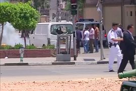 مقتل ضابطي شرطة بانفجار قرب قصر الاتحادية بمصر