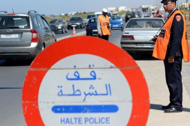 Moroccan police officers man a checkpoint at one of the entrances to the city of Rabat, Morocco, 16 March 2014. Spanish Interior Ministry said on 14 March that security forces in Spain and Morocco arrested seven accused members of an Islamist cell recruiting fighters to send to conflict regions, including Syria and Mali. Four people were arrested in southern Spain and three were arrested in Morocco during a joint operation between the countries' police forces.