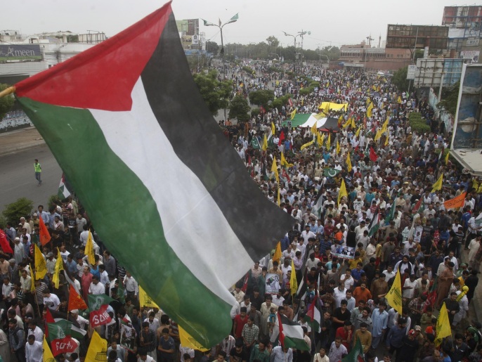 آلاف الباكستانيين تظاهرواتضامنا مع غزة (الأوروبية)