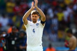 BELO HORIZONTE, BRAZIL - JUNE 24: Steven Gerrard of England acknowledges the fans after a 0-0 draw during the 2014 FIFA World Cup Brazil Group D match between Costa Rica and England at Estadio Mineirao on June 24, 2014 in Belo Horizonte, Brazil.