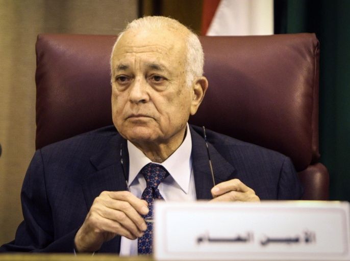 Arab League Secretary General Nabil al-Arabi attends the Arab foreign ministers' meeting at the Arab League headquarters in Cairo, on April 9, 2014. Arab foreign ministers met with Palestinian leader Mahmud Abbas to discuss floundering US-brokered peace talks with Israel ahead of a looming deadline. Abbas requested the meeting after Israel backtracked on releasing a final batch of Palestinian prisoners and reissued tenders for 708 settler homes in annexed Arab east Jerusalem. AFP PHOTO / MOHAMED EL-SHAHED