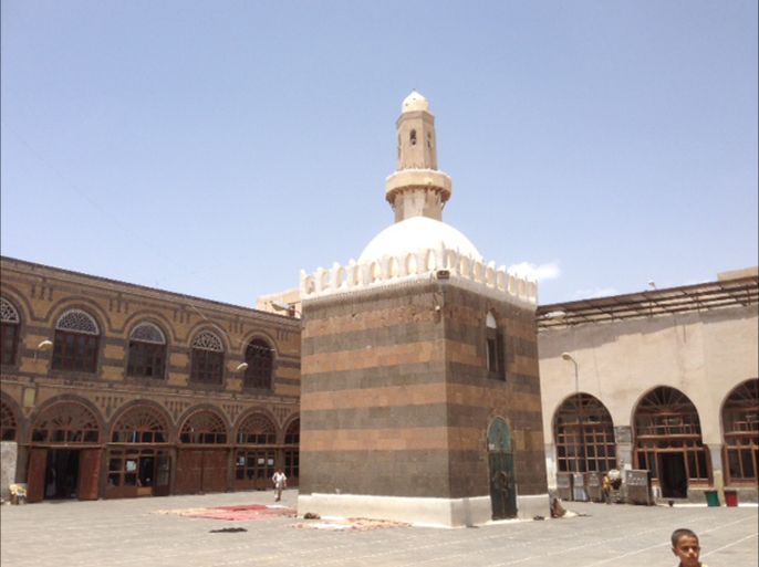 جامع صنعاء الكبير.. رمضان بمذاق آخر