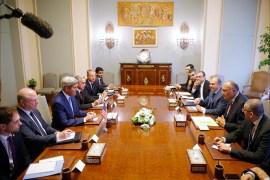 U.S. Secretary of State John Kerry (3rd L) and Egypt's Foreign Minister Sameh Shukri (3rd R) speak with delegations during an expanded meeting in Cairo July 22, 2014. Kerry began a diplomatic push on Monday to secure a cease-fire between Israel and Hamas, but senior U.S. officials acknowledged this would be difficult. More than 500 people have died in the Gaza Strip fighting, the vast majority of them Palestinians, as Israel has pursued an air and ground offensive to stop rocket attacks on its territory from the Hamas-dominated Gaza Strip. REUTERS/Charles Dharapak/Pool (EGYPT - Tags: POLITICS CIVIL UNREST CONFLICT TPX IMAGES OF THE DAY)