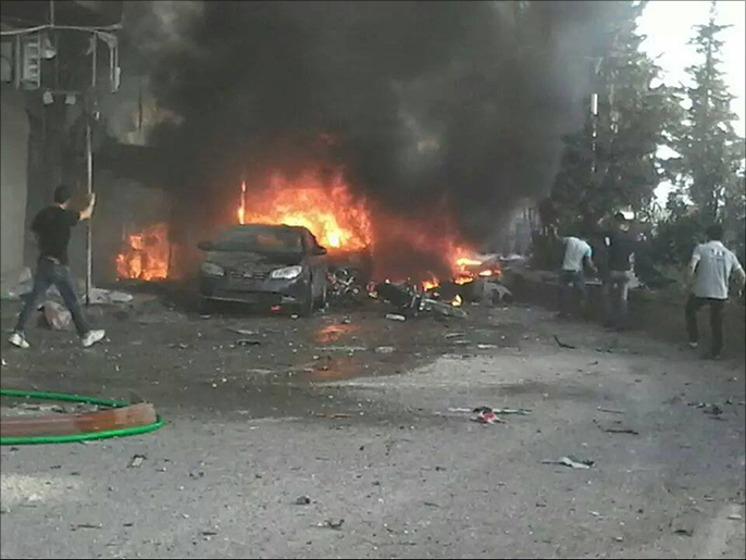 ‪الطيران الحربي واصل قصف مدينة سلقين بريف إدلب‬ (الجزيرة)