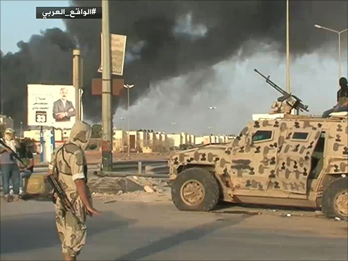   ليبيا تشهد حالة انقسام سياسي وميداني (الجزيرة)(الجزيرة)