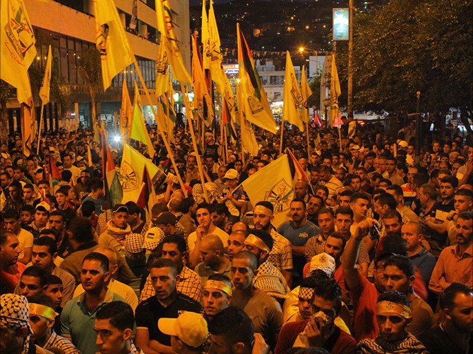 حركة فتح ظلت لفترة طويلة تؤمن بالخيارات السلمية التي طغت الى حد كبير على النضال والكفاح ضد الاحتلال- الجزيرة نت4.jpg