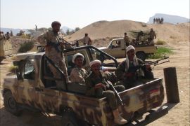 الجيش اليمني يستعد لمعركة جديدة مع القاعدة في حضرموت (الجزيرة نت-أرشيف)