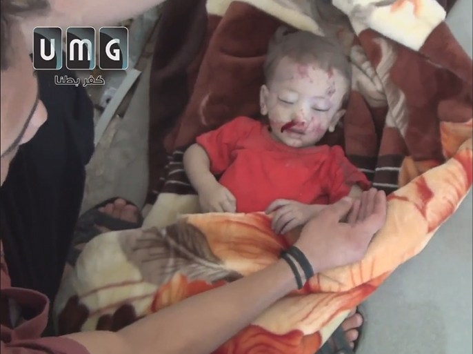 قتلى اغلبهم من الأطفال جراء قصف الطيران الحربي بلدة كفربطنا بريف دمشق