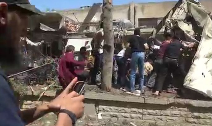 مجزرة في بلدة كفر تخاريم بريف إدلب