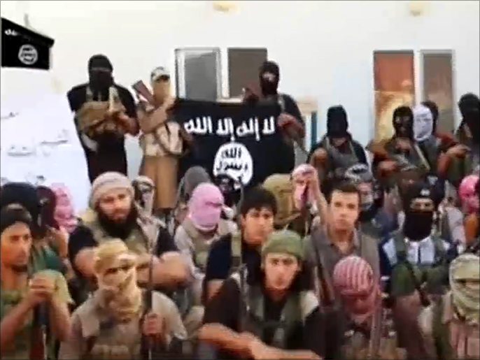 تقدم مقاتلي تنظيم الدولة استنفر الجهود الدولية لمواجهته (الجزيرة)