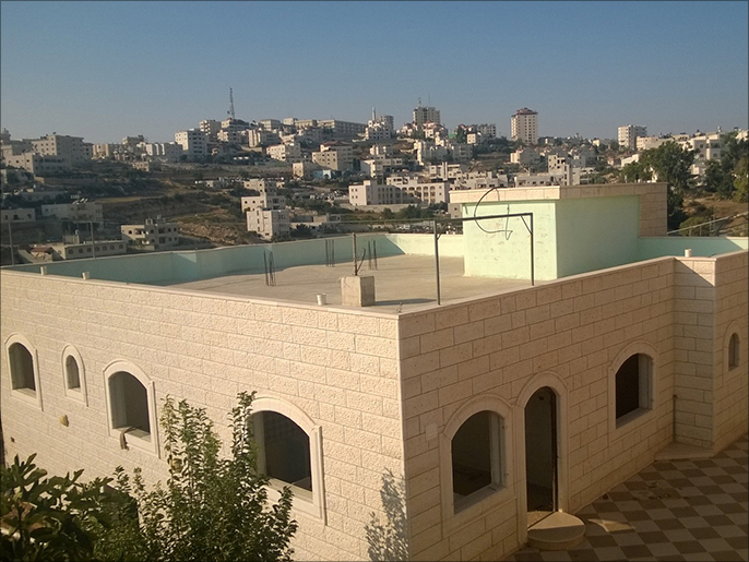 ‪منزل حسام القواسمة الذي قرر الاحتلال هدمه بعد ستة أشهر على بنائه‬ (الجزيرة نت)