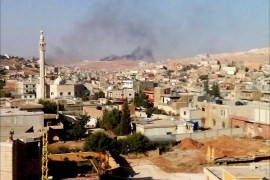آثار القصف على مدينة عرسال اللبنانية