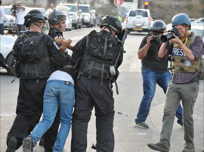 حملة اعتقالات شرسة للاحتلال بين الفلسطينيين استهداف القاصرين