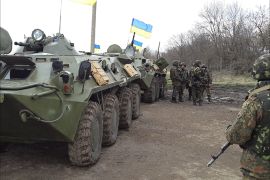 مدرعات أوكرانية تشارك بعمليات مكافحة الإرهاب في شرق أوكرانيا - سبق إرسالها
