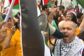 آلاف العرب والأميركيين يتظاهرون للتنديد بالعدوان على غزة