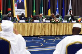 A general views shows the opening of peace talks on September 1, 2014 in Algiers between the Malian government and armed rebels, which are the second round of negotiations since July aimed at clinching a lasting peace agreement. The Bamako government and six rebel groups, mostly Tuareg but also including Arab organisations, are seeking to resolve a decades-old conflict that created a power vacuum in the desert north that was exploited by Al-Qaeda. AFP PHOTO / FAROUK BATICHE