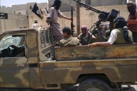 تنظيم القاعدة اتهم الحوثيين باستكمال ما سماه المشروع الرافضي الفارسي في اليمن (الجزيرة-أرشيف)