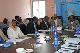 جلسة أمنية للحكومة الصومالية بحضور الرئيس الصومالي حسن الشيخ محمود في 9 شهر يونيو 2014 (الجزيرة نت).