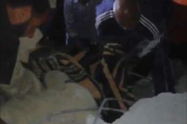 انتشال جثث قصف بلدة كفردريان بريف إدلب