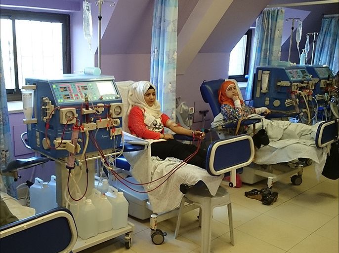 أقسام غسيل الكلى في مستشفى المطلع بالقدس وكل المرضى من الضفة الغربية وقطاع غزه تم تحويلهم من وزارة الصحة الفلسطينية.