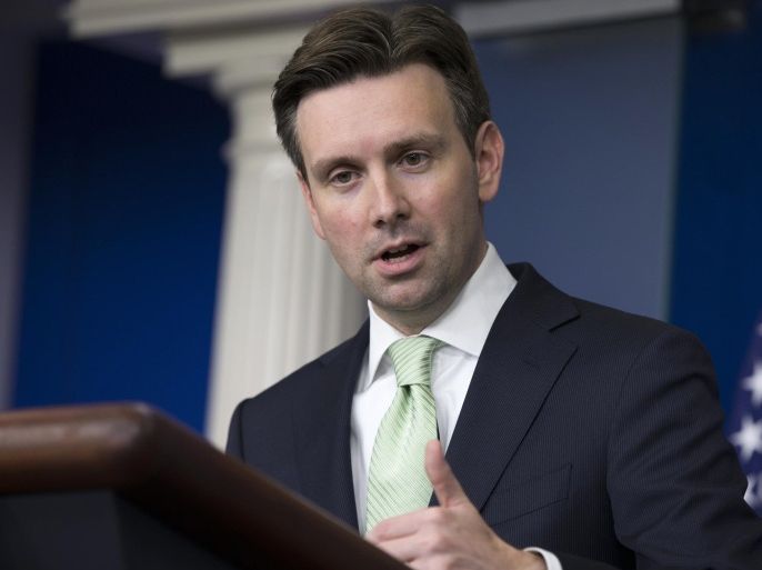 White House press secretary Josh Earnest speaks about the Islamic State group during the daily press briefing at the White House in Washington, Friday, Sept. 26, 2014. (AP Photo/Evan Vucci)