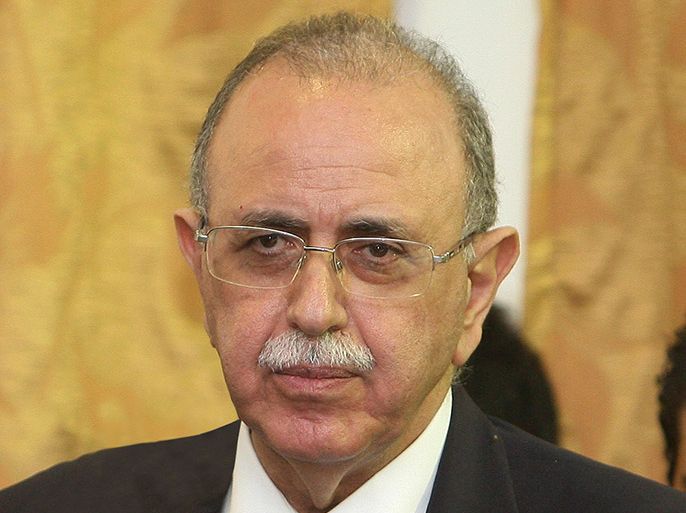 epa03009196 Libyan interim Prime Minister Abdel-Rahim al-Keeb -الموسوعة