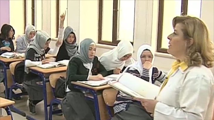 إلغاء حظر ارتداء الحجاب في المدارس التركية