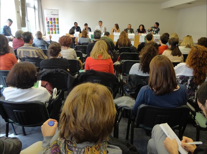 أثينا ، نقابة الصحفيين، 29 أكتوبر 2014، مؤتمر حقوقيين حول العنصرية في اليونان، منصة المتحدثين