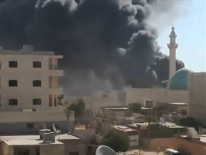 الجيش السوري النظامي كثف قصفه لحي جوبر الدمشقي المجاور للدخانية (الجزيرة)