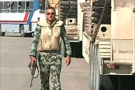 نحو ثلاثين قتيلا من الأمن المصري في هجومين منفصلين في سيناء، والجيش المصري يبدأ عملية عسكرية واسعة.