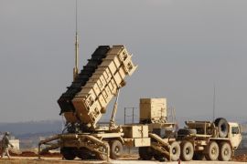A U.S. Patriot missile system is seen at a Turkish military base in Gaziantep in this February 5, 2013 file photo.The United States signed an agreement with Qatar on July 14, 2014 to sell the Gulf Arab ally Apache attack helicopters and Patriot and Javelin air-defense systems valued at $11 billion. REUTERS/Osman Orsal/Files (TURKEY - Tags: MILITARY)
