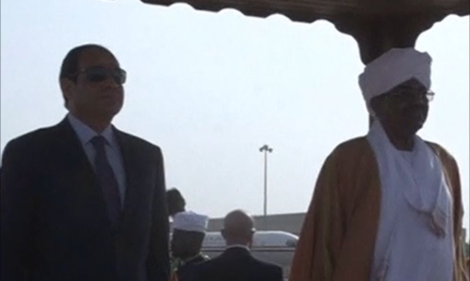 الرئيس السوداني يبدأ زيارة للقاهرة